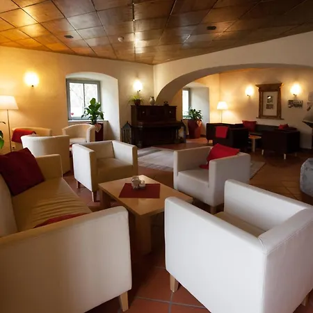 Bergkristall Отель Вильдальпен