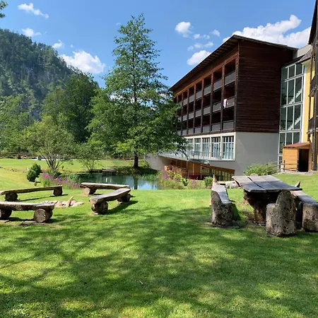Bergkristall 4*